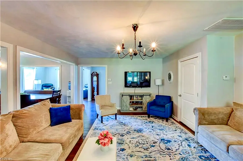5744 Godwin BLVD, SUFFOLK VA 23432 - Photo 4