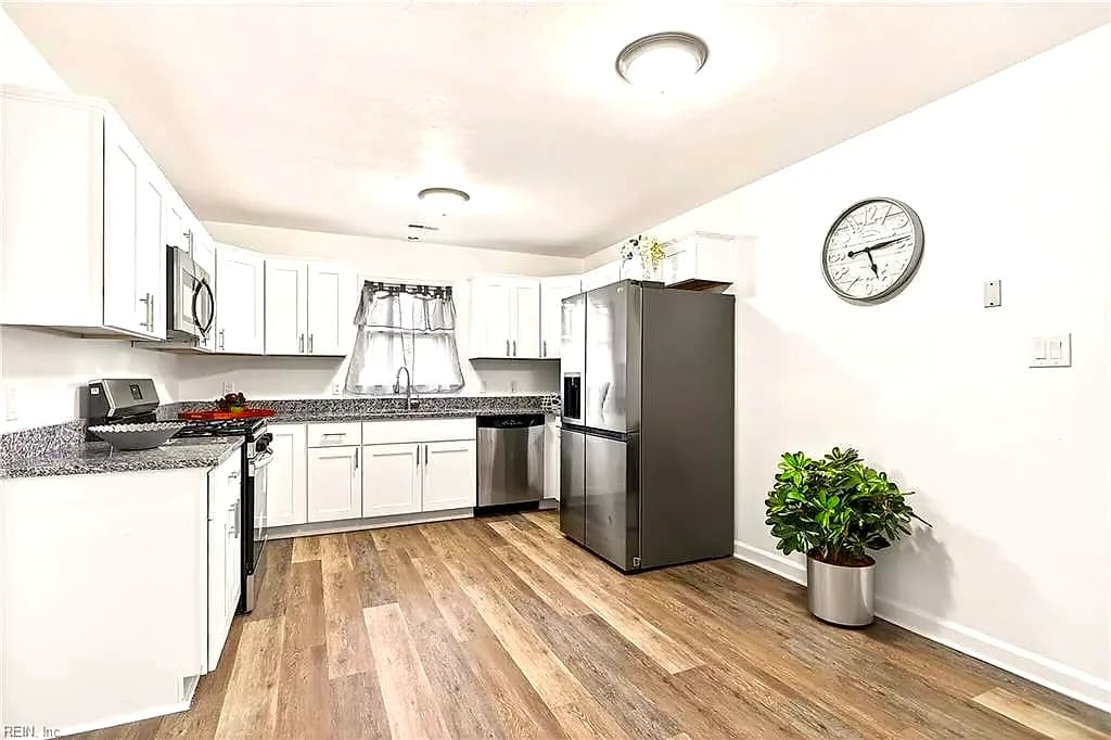 2076 Nansemond PW, SUFFOLK VA 23434 thumb 12