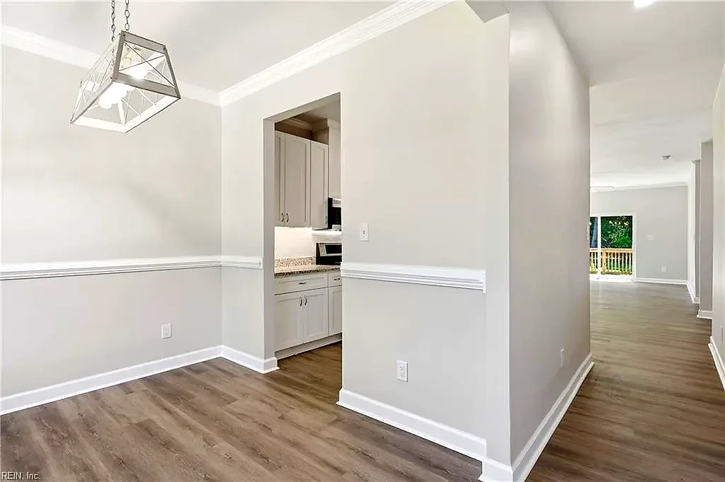 1612 Nansemond PW, SUFFOLK VA 23434 - Photo 5