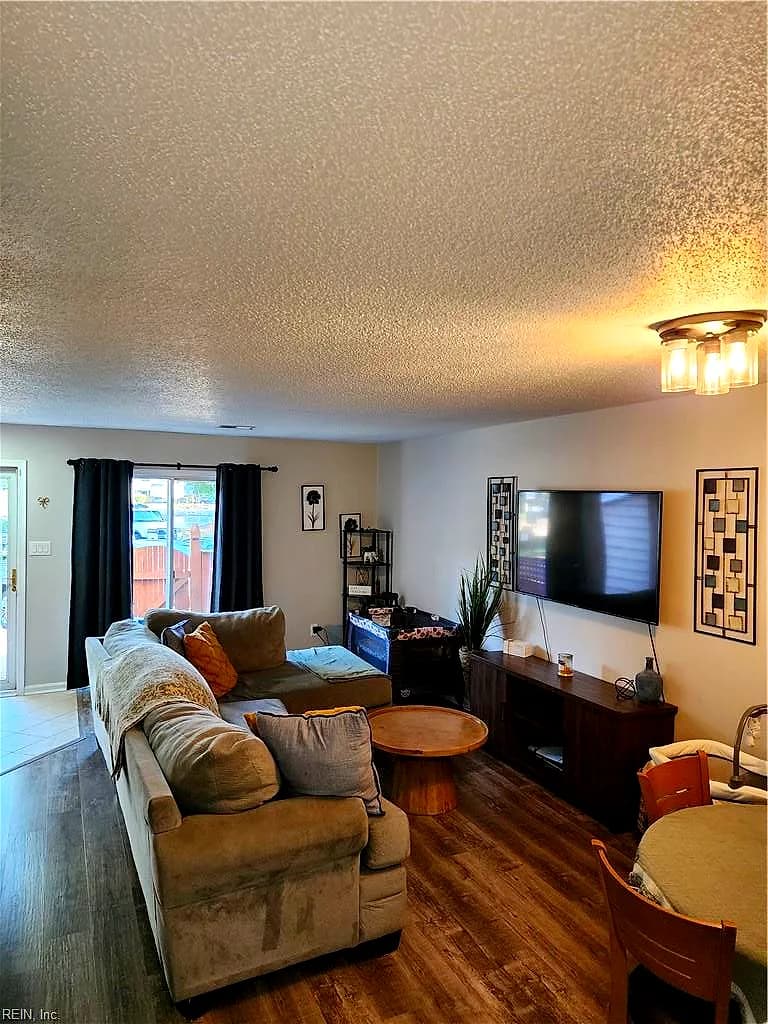 401 Henley CT #K, CHESAPEAKE VA 23320 - Photo 4