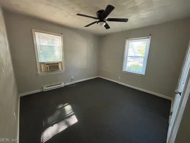 6425 Horton CIR, NORFOLK VA 23513 thumb 9