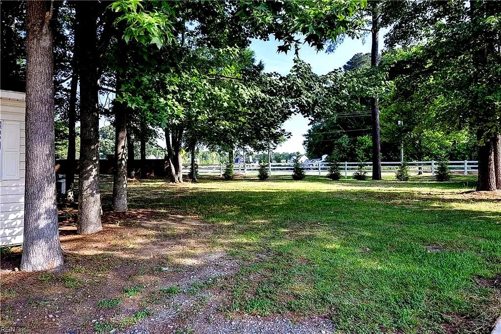 821 Edinburgh CT, SMITHFIELD VA 23430 thumb 11