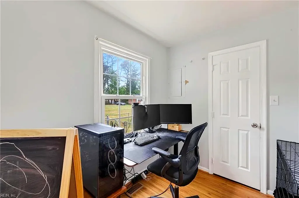 635 Harpersville RD, NEWPORTNEWS VA 23601 thumb 11