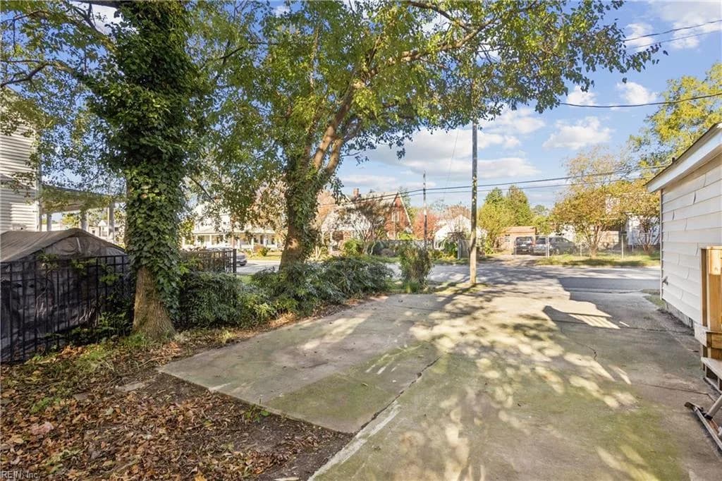 107 N. High ST, FRANKLIN VA 23851 thumb 12