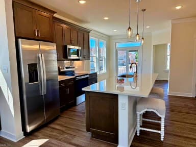 1060 Butte LN, CHESAPEAKE VA 23320 thumb 4