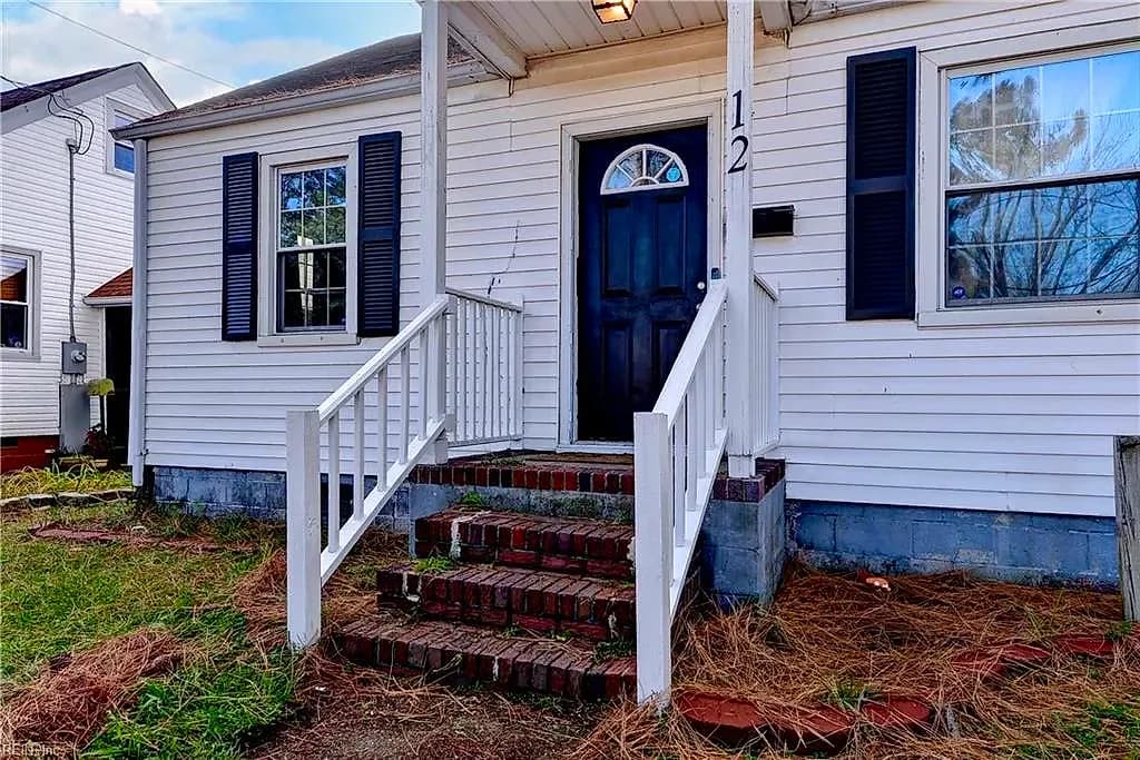 12 Gillis RD, PORTSMOUTH VA 23702 - Photo 5