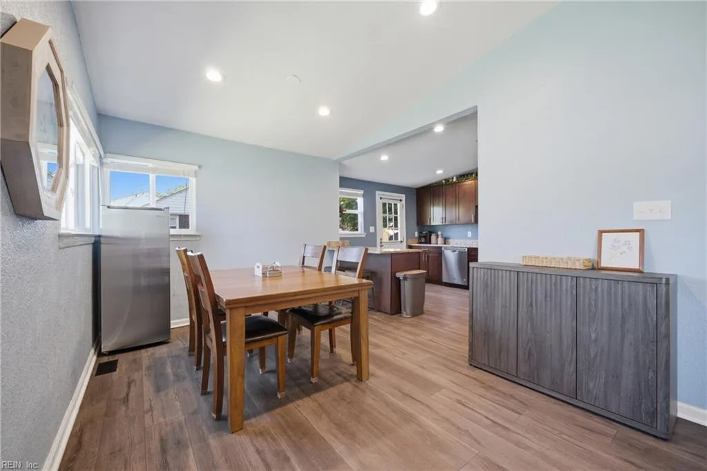 425 Beacon Hill CIR, NORFOLK VA 23502 thumb 7