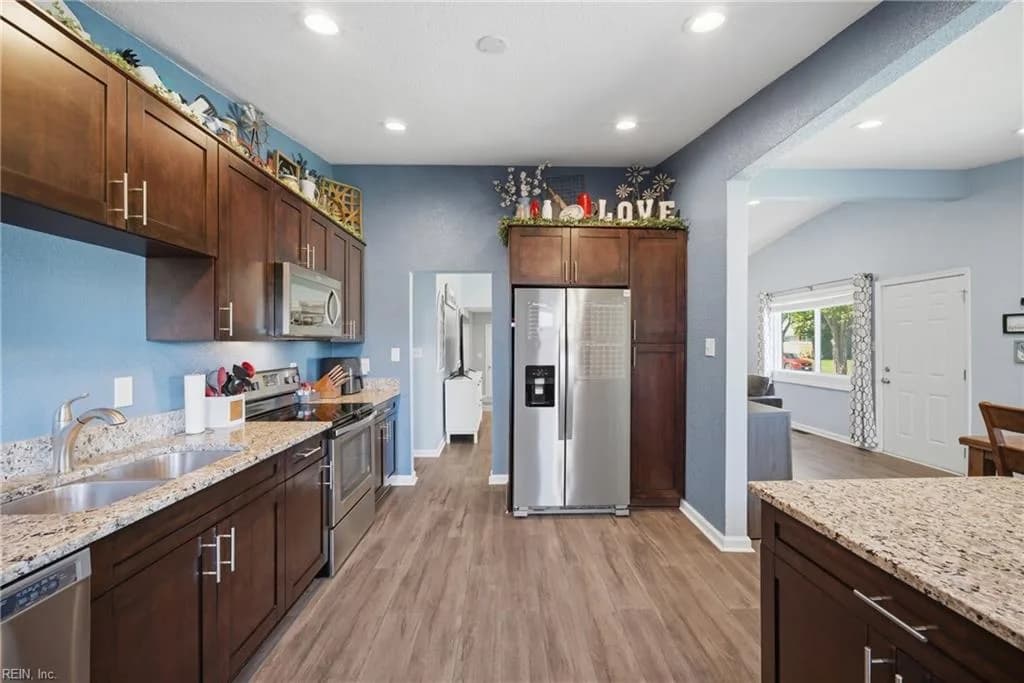 425 Beacon Hill CIR, NORFOLK VA 23502 thumb 9