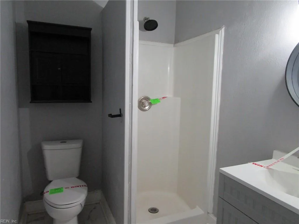 406 Lee ST, HAMPTON VA 23669 thumb 8