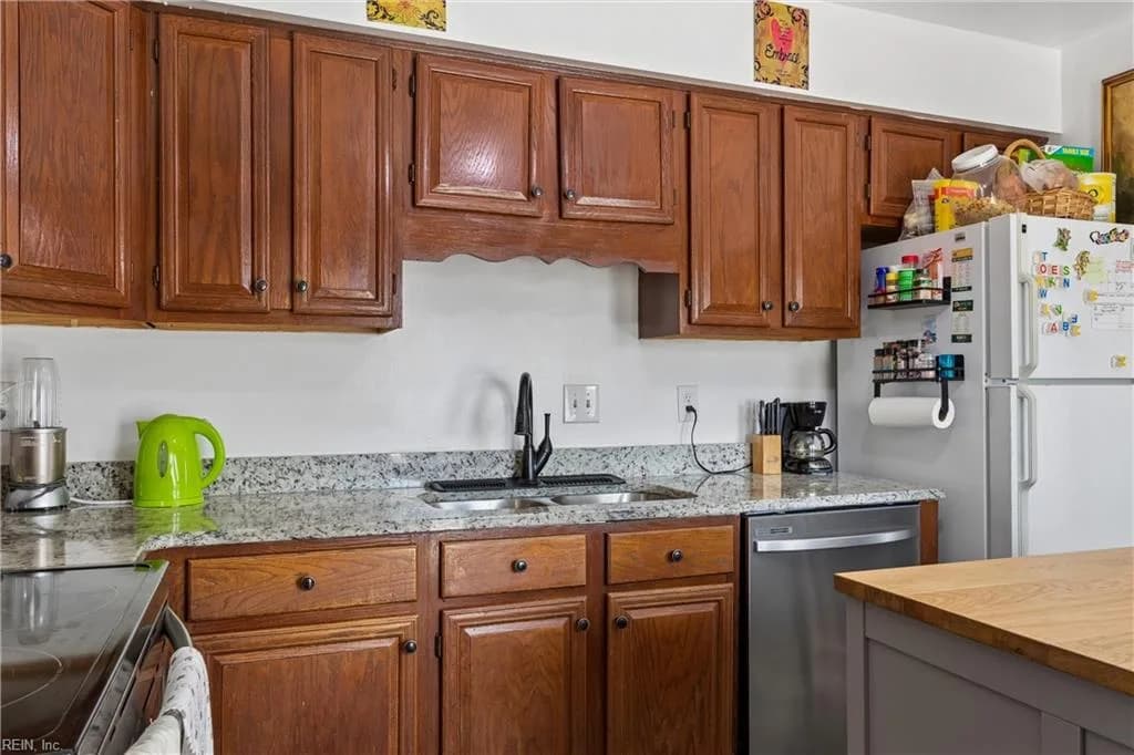 2 Wooded Hill DR, HAMPTON VA 23669 thumb 12