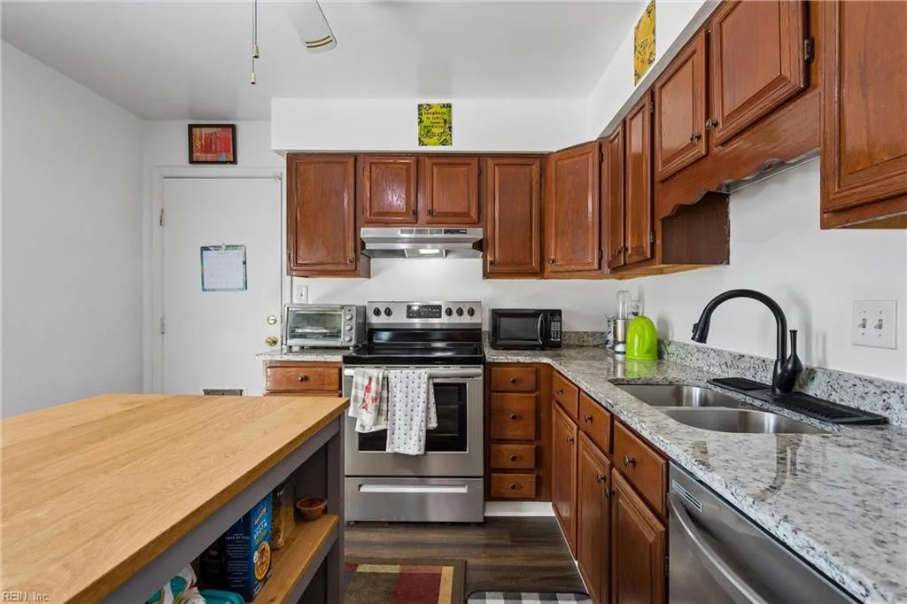 2 Wooded Hill DR, HAMPTON VA 23669 thumb 10
