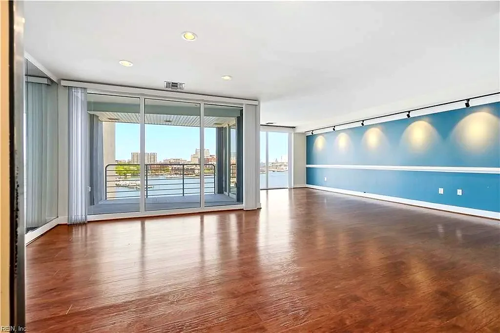 40 Rader ST #505, NORFOLK VA 23510 - Photo 4