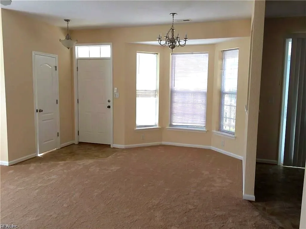 604 Teton CIR, SUFFOLK VA 23435 - Photo 4