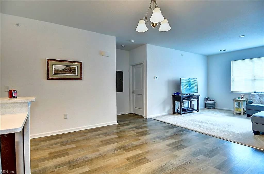 1733 Dromolin DR #304, VIRGINIABEACH VA 23456 thumb 10