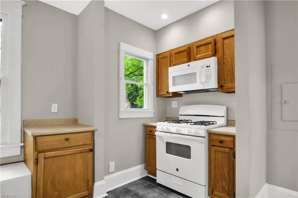 252 Constitution AVE, PORTSMOUTH VA 23704 thumb 10