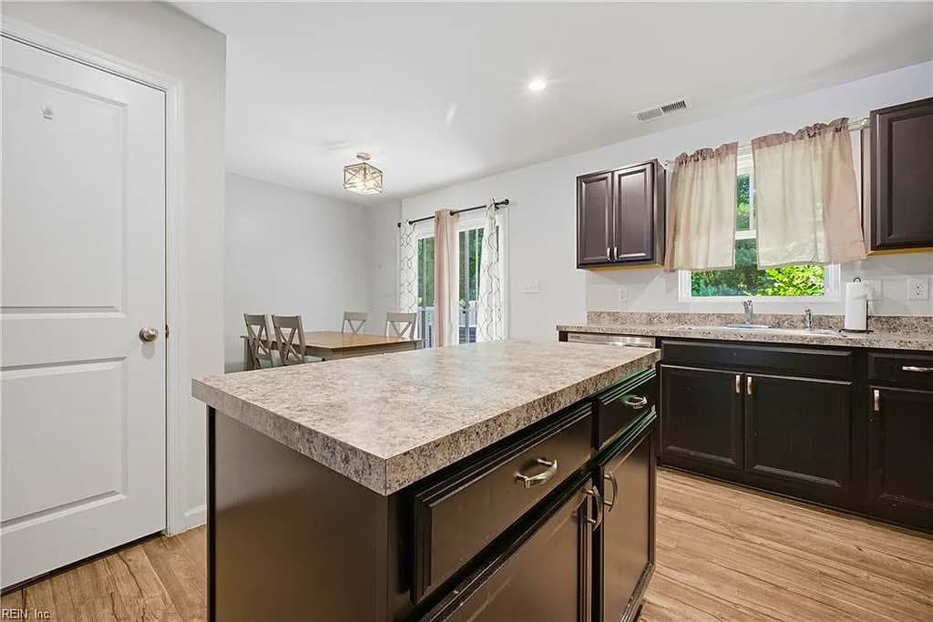 404 Lakeview CV, SMITHFIELD VA 23430 thumb 12