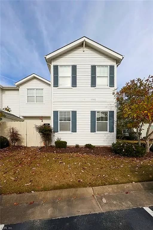 1428 Leckford DR, CHESAPEAKE VA 23320 - Photo 4