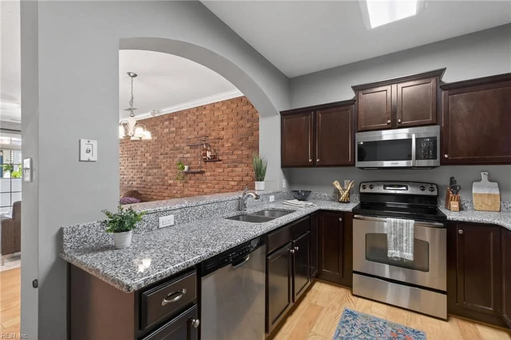 8175 Captains WAY, NORFOLK VA 23518 thumb 11
