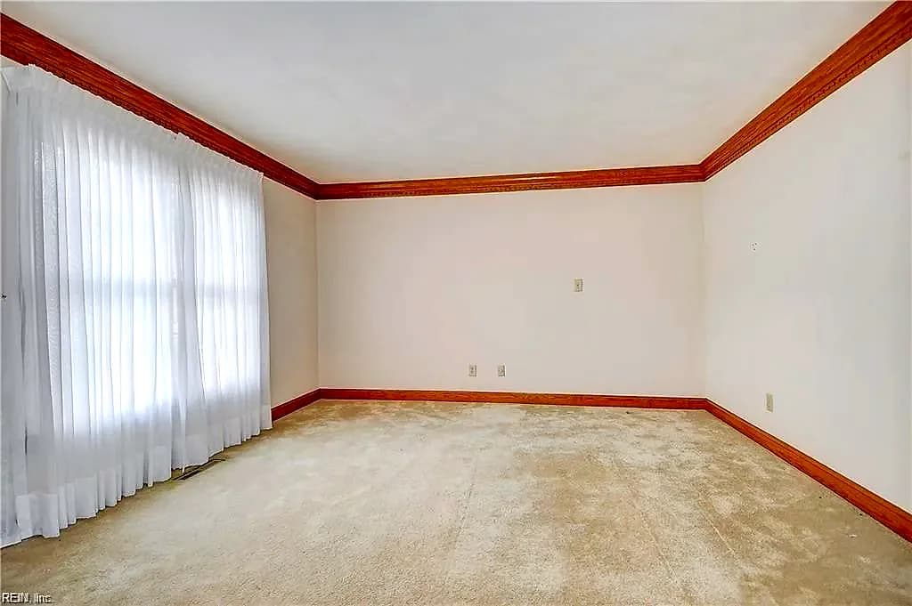 1924 Grayfalcon DR, NORFOLK VA 23518 thumb 8