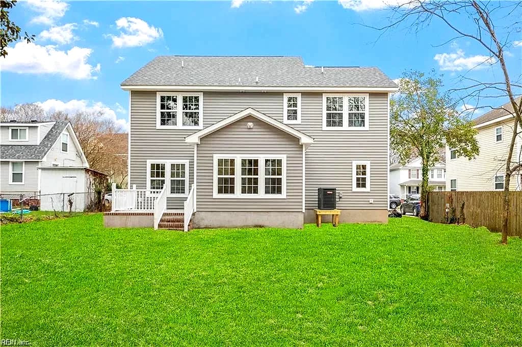 2410 Hanson AVE, NORFOLK VA 23504 - Photo 4