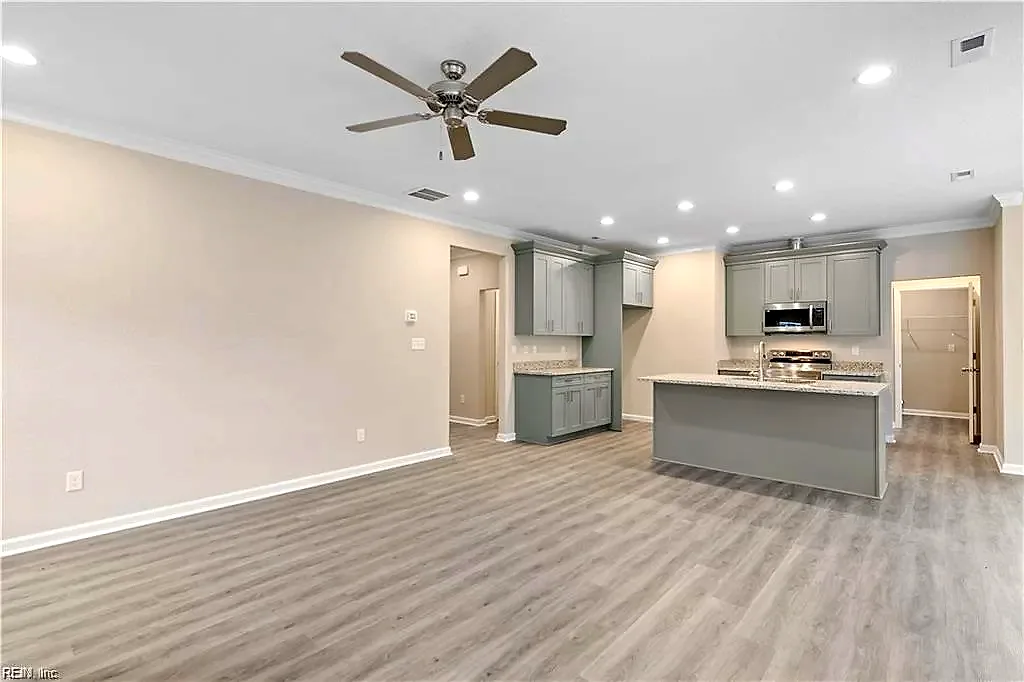 2418 Hanson AVE, NORFOLK VA 23504 - Photo 5
