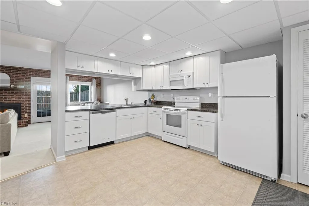 4514 Sir Johns LN, VIRGINIABEACH VA 23455 thumb 10
