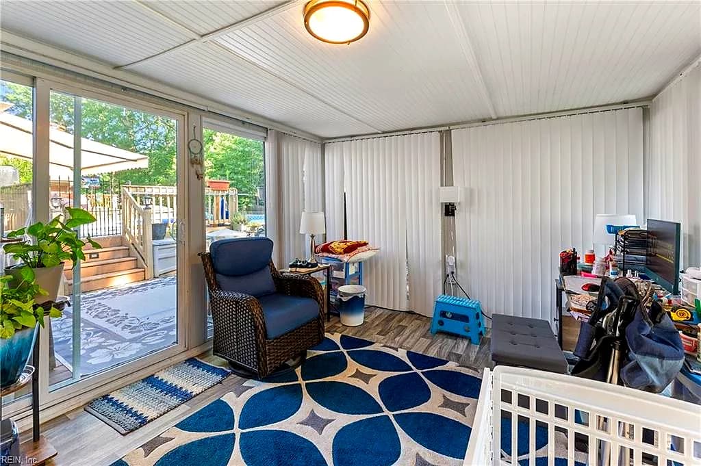 318 Williamsburg CT, NEWPORTNEWS VA 23606 thumb 12