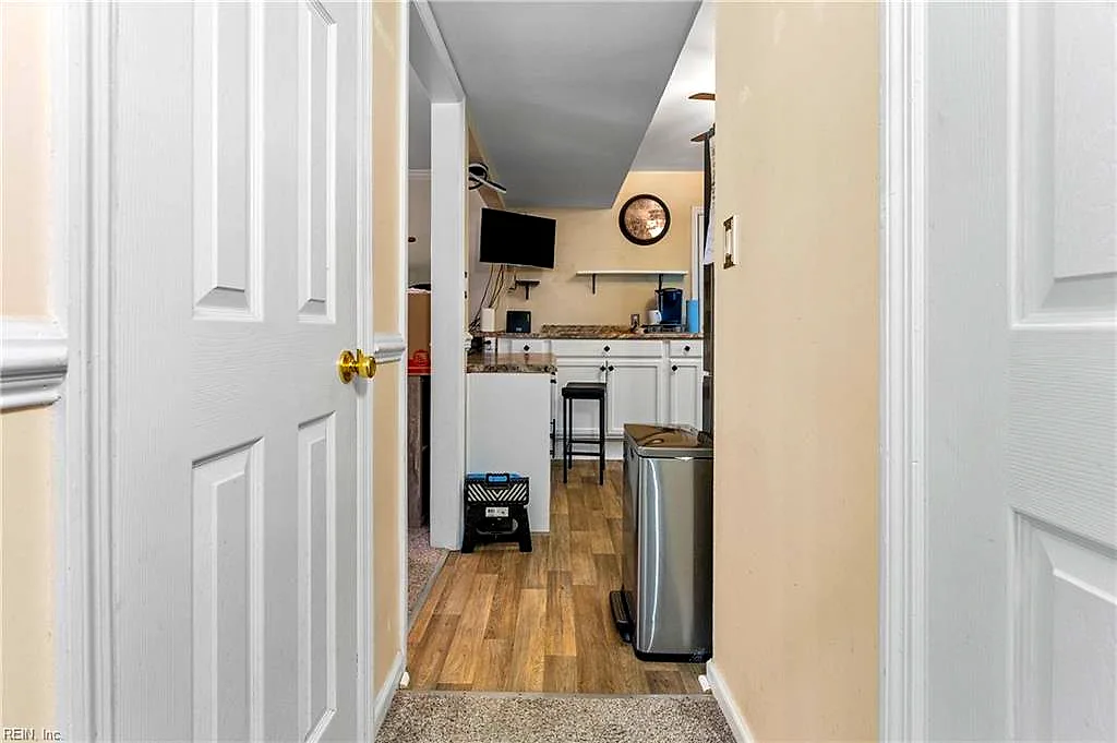 318 Williamsburg CT, NEWPORTNEWS VA 23606 thumb 6