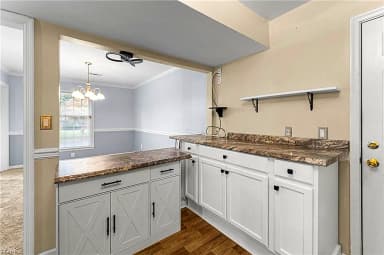 318 Williamsburg CT, NEWPORT NEWS VA 23606 thumb 8