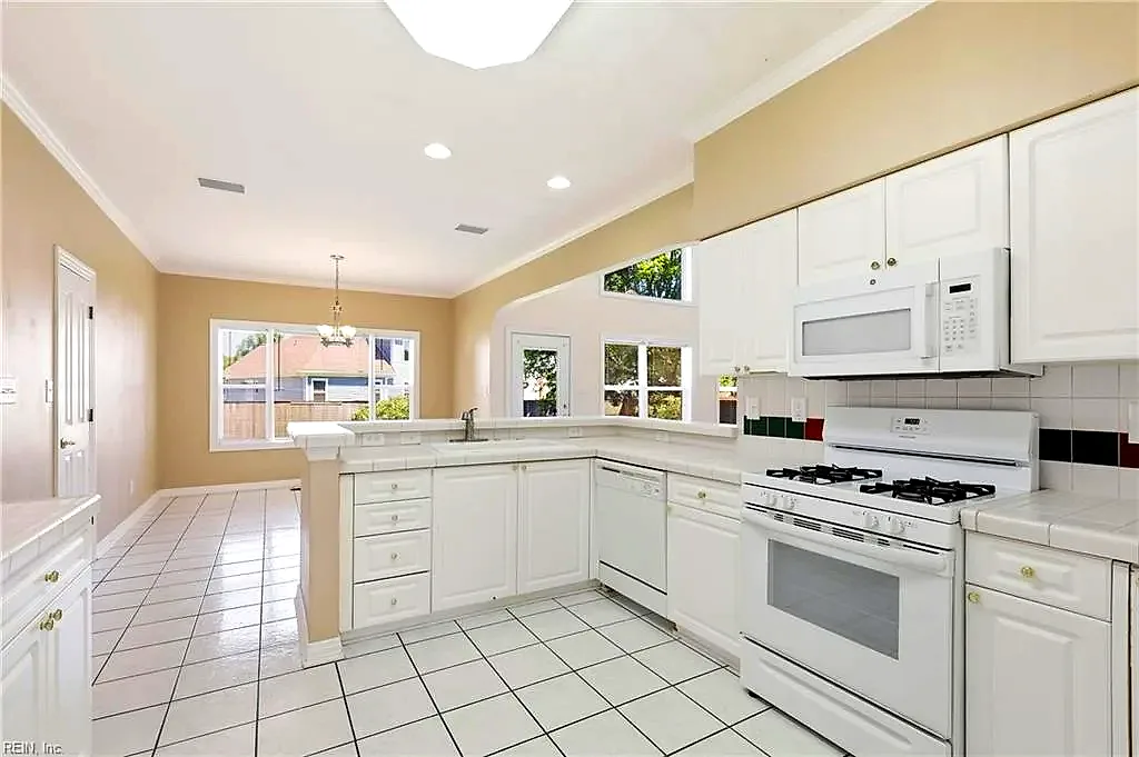 953 Sandoval DR, VIRGINIABEACH VA 23454 thumb 11