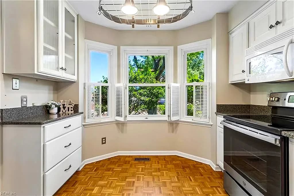 305 Shirley AVE, NORFOLK VA 23517 - Photo 4