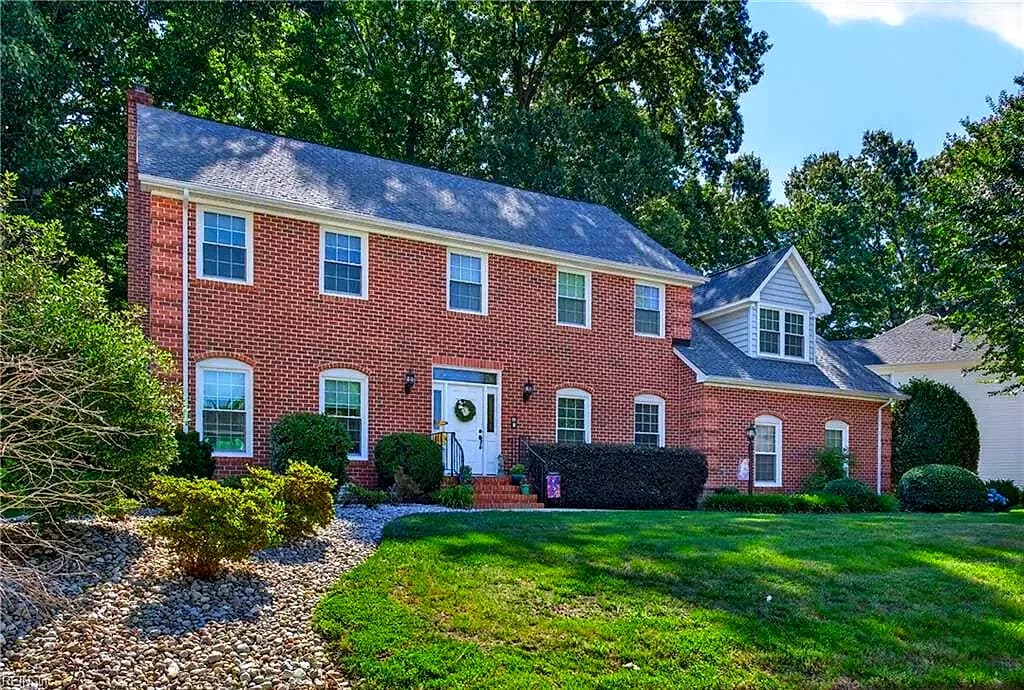 508 Birkdale CT, YORKTOWN VA 23693 - Photo 3