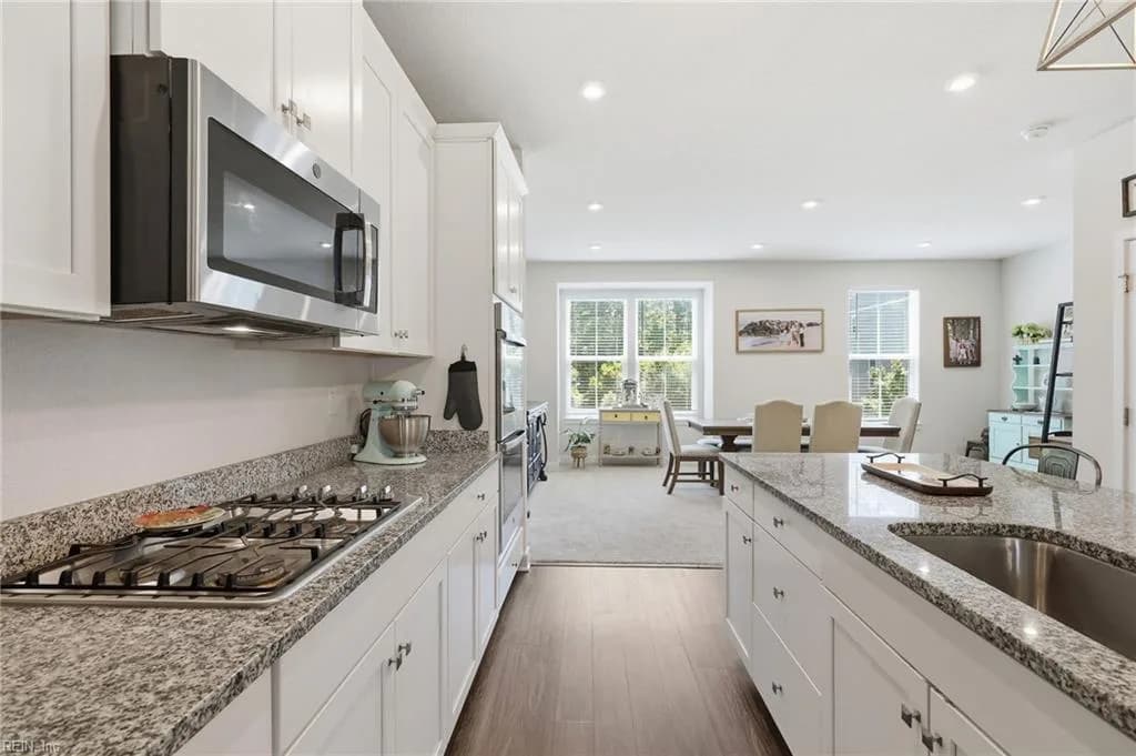 1008 Stern WAY, CHESAPEAKE VA 23323 thumb 10