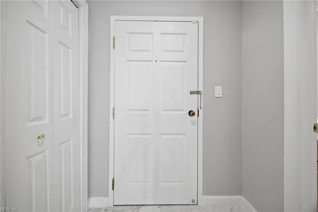 475 Water ST #302, PORTSMOUTH VA 23704 thumb 6
