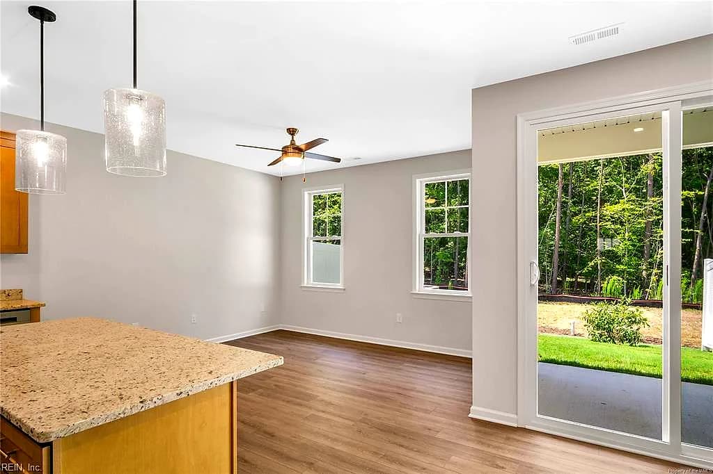 324 Linda LN, WILLIAMSBURG VA 23188 thumb 7