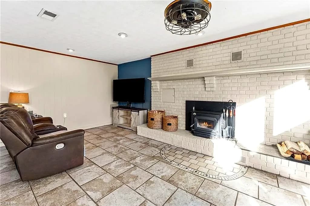 406 Grafton District RD, YORKTOWN VA 23692 thumb 9