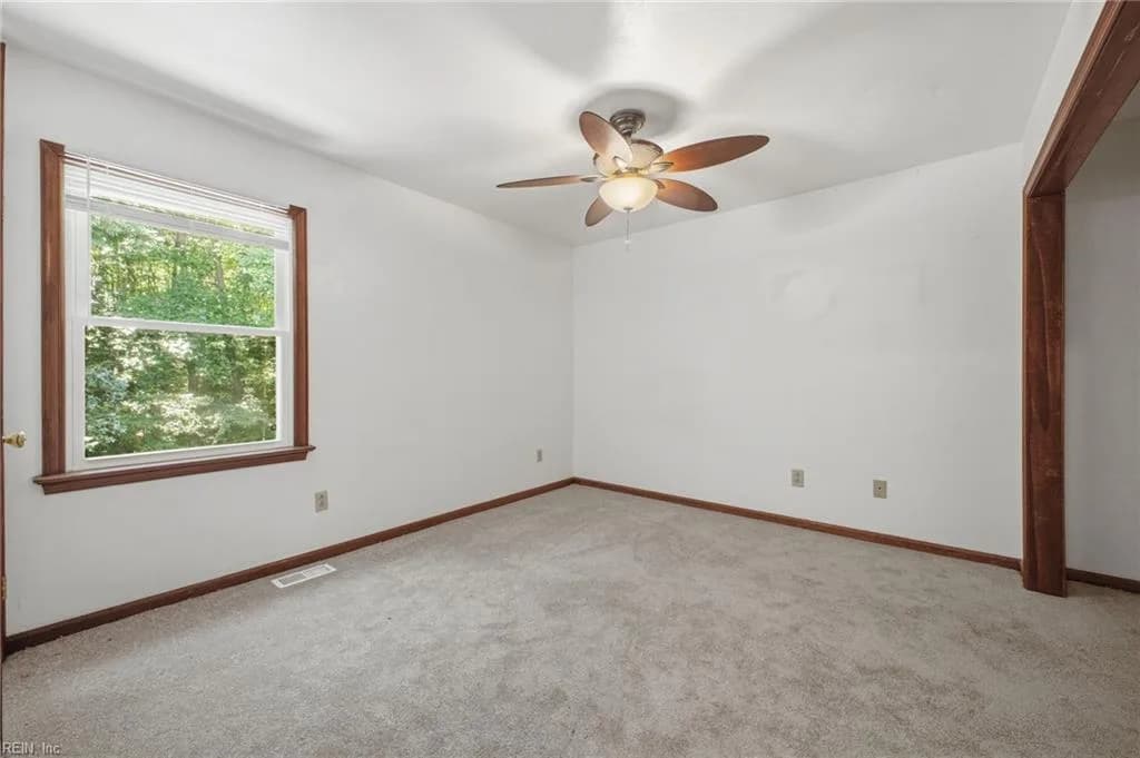 910 Wickford DR, CHESAPEAKE VA 23320 thumb 12