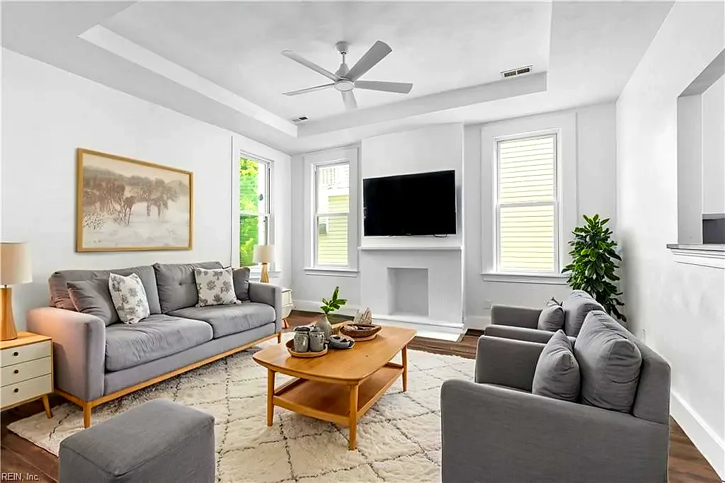 410 W 29th ST, NORFOLK VA 23508 - Photo 3