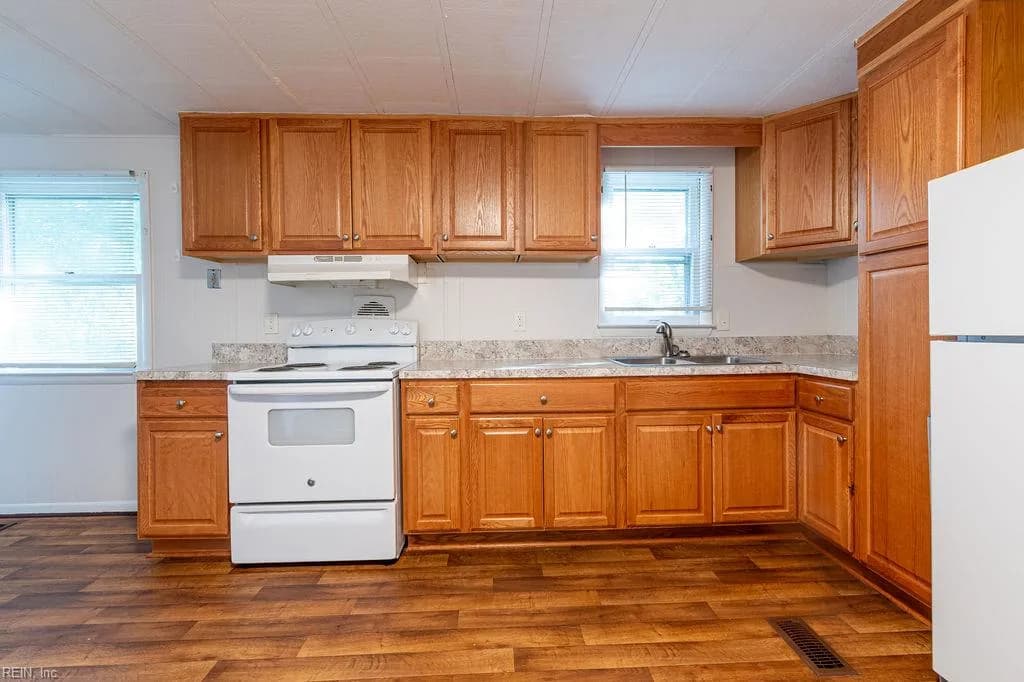 42 Fulton ST, HAMPTON VA 23663 thumb 8