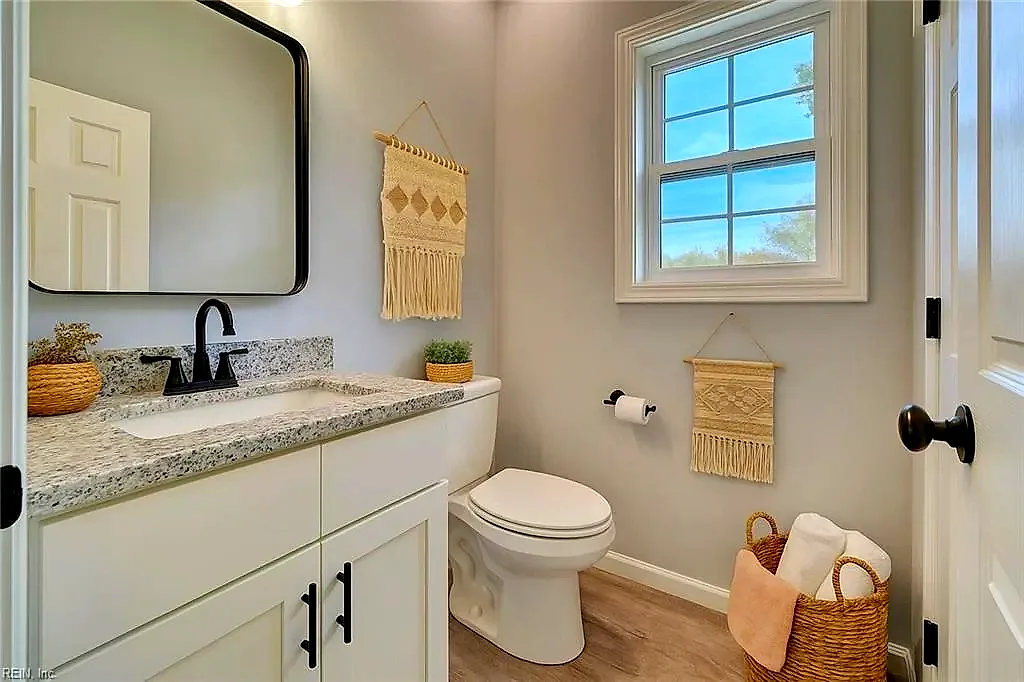 534 Halifax ST, PETERSBURG VA 23803 - Photo 5