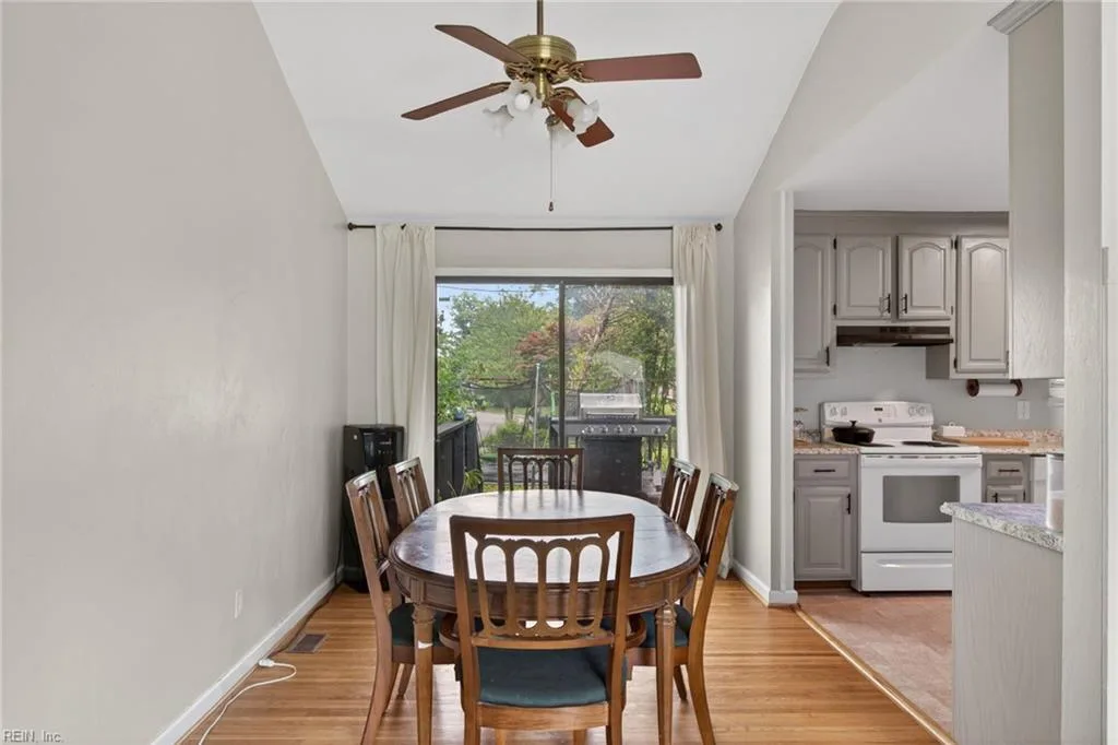 8346 Dickson DR, NORFOLK VA 23518 thumb 9