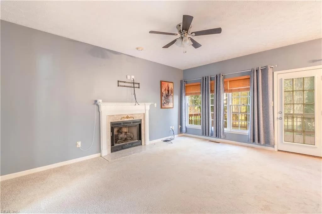 217 Pasture LN, YORKTOWN VA 23693 thumb 9
