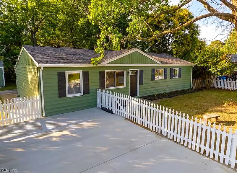 4720 Whistler LN, VIRGINIABEACH VA 23455 - Main photo