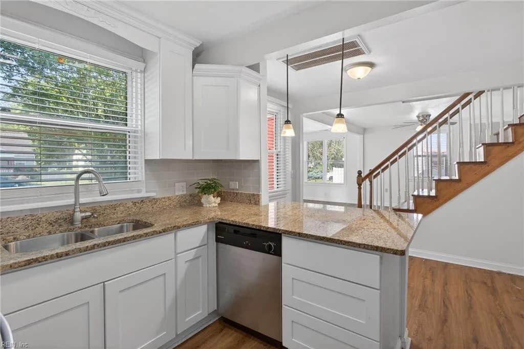 3304 Winchester DR, PORTSMOUTH VA 23707 thumb 9