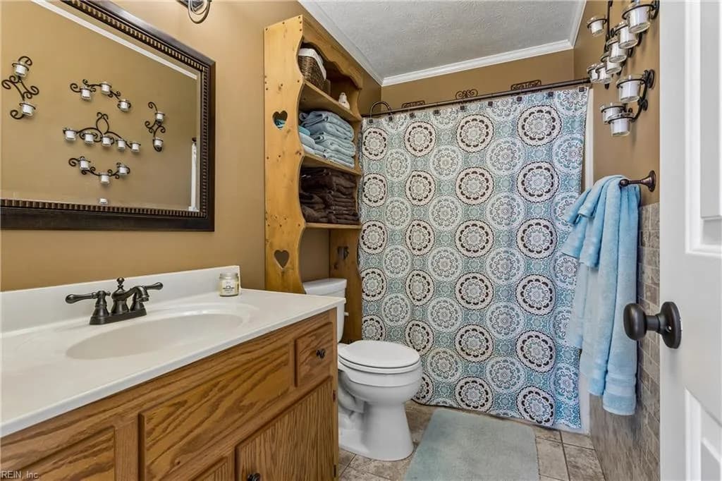 9006 Indian RD, GLOUCESTER VA 23061 thumb 12