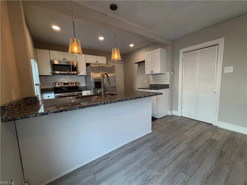 9284 Peachtree ST, NORFOLK VA 23503 thumb 9