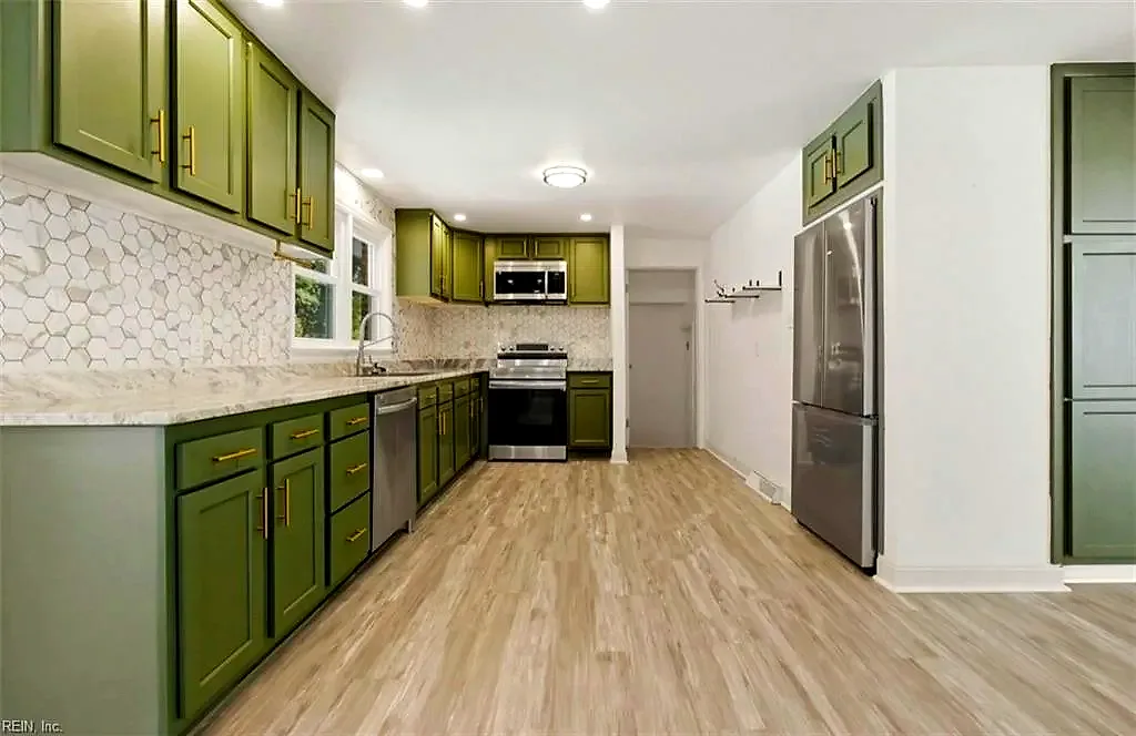 308 Mapleshore DR, CHESAPEAKE VA 23320 thumb 10