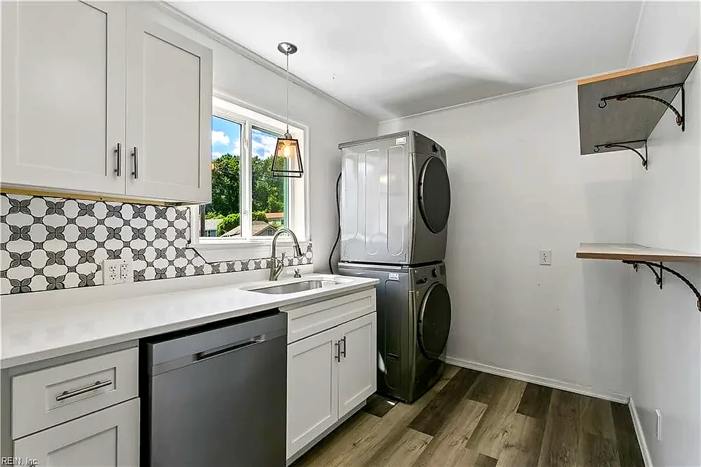 401 Melville RD, HAMPTON VA 23661 thumb 9