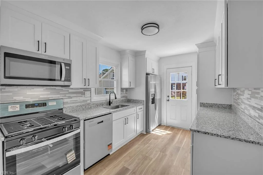 2801 Evergreen PL, PORTSMOUTH VA 23704 thumb 11