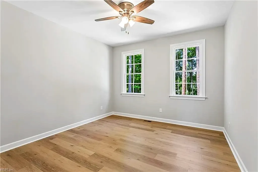 111 Mill RD, YORKTOWN VA 23693 thumb 10